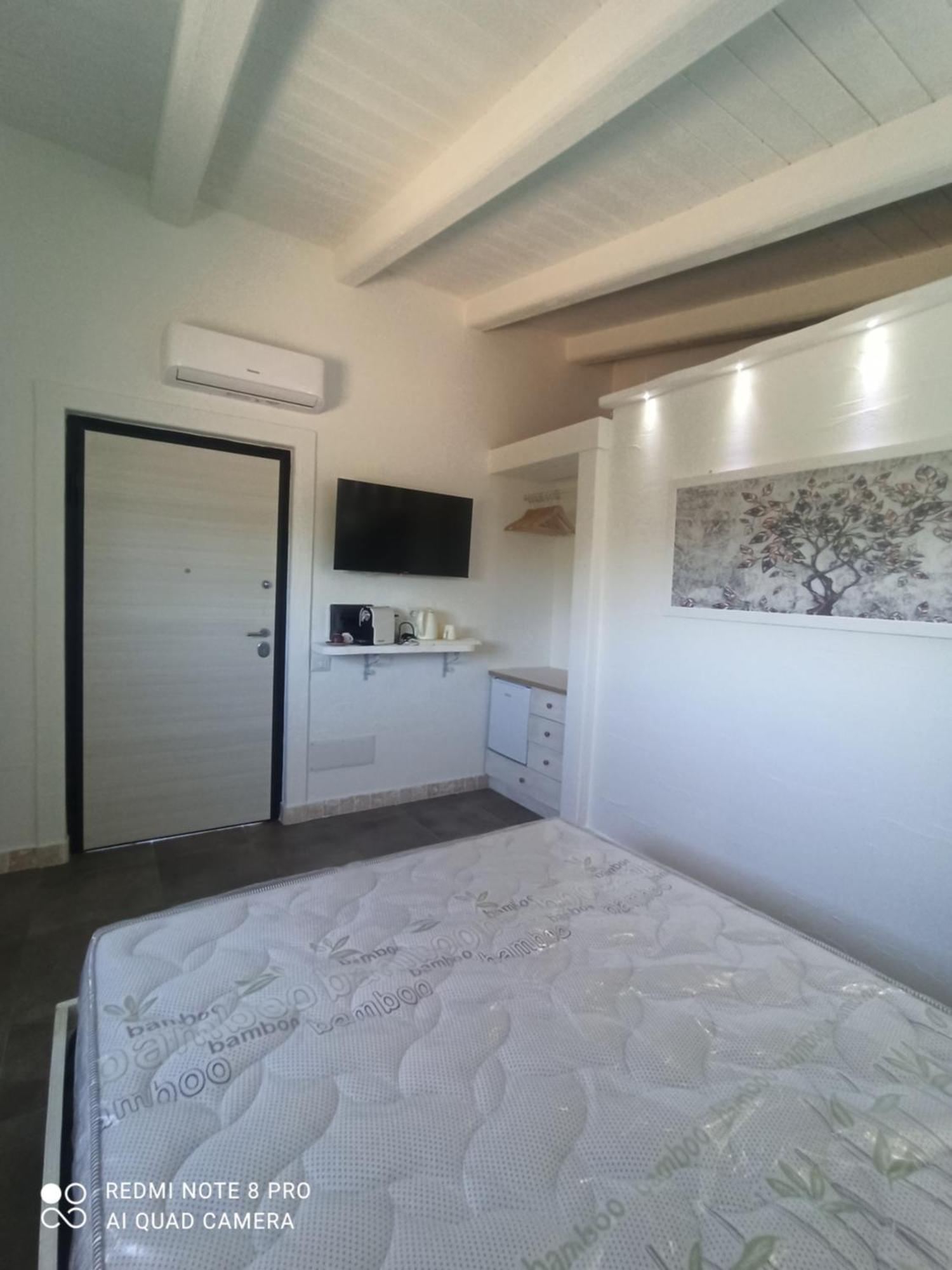 Bello Bello Rooms Santa Teresa Gallura Szoba fotó